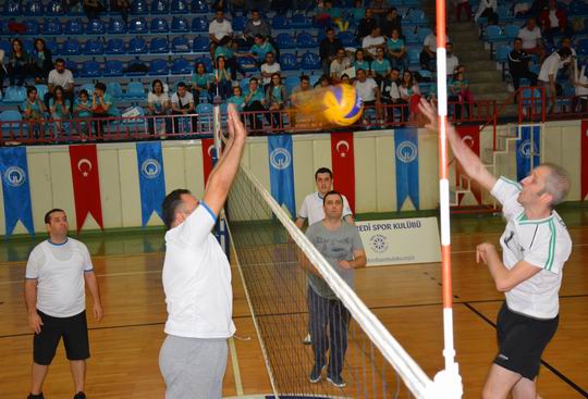 Yapı Kredi Bölge Spor Şenliği’nin 18’incisini Trabzon’da tamamladık...