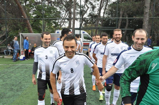 Futbol turnuvasında YKB CUP ve YKB LİG İkinci tur heyecanı başladı.