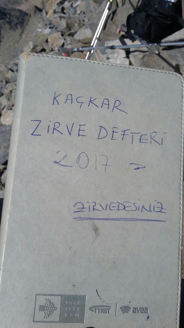 Zirveye bakmak ya da bakmamak: işte tüm mesele bu! Bakış açısı...