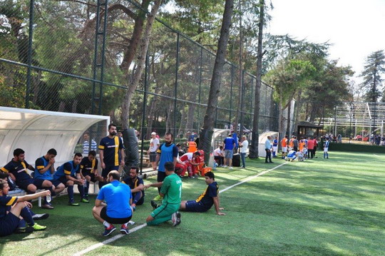 Futbol Turnuvası’nın üçüncü haftasında ailelerin ilgisi görülmeye değerdi!