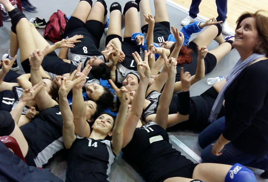 Voleybol Takımlarımız emin adımlarla ilerliyor...