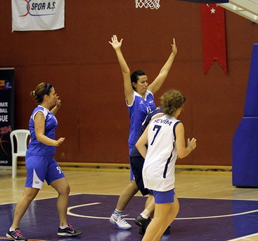 Yapı Kredi'nin Perileri WCBL’de ikinci sıraya yerleşti...