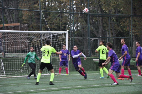 Futbol turnuvasında YKB CUP ve YKB LİG İkinci tur heyecanı başladı.