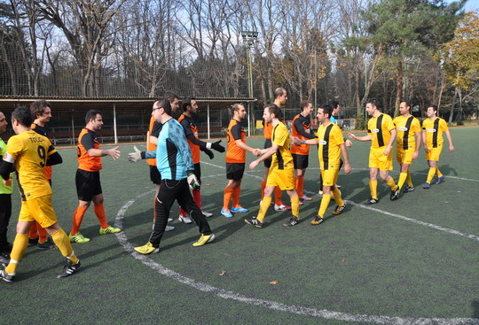 Yapı Kredi 2014 yılı İstanbul Bölge Futbol Turnuvası’nda  “final” haftası...