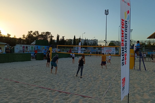 Antalya Bölge Plaj Voleybolu Takımımız şampiyon oldu!