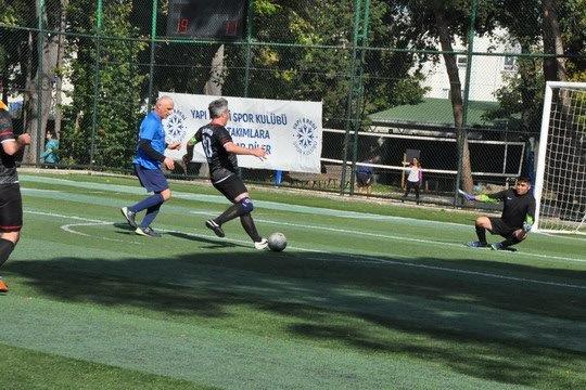 Yapı Kredi 78.Yıl İstanbul Futbol Turnuvası üçüncü hafta müsabakaları tamamlandı