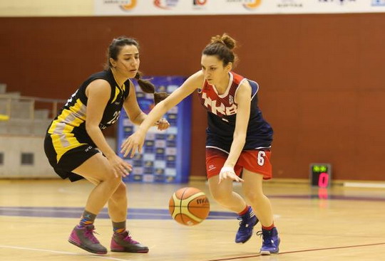 Kadın Basketbol Takımımız WCBL’ye  galibiyetle başladı!