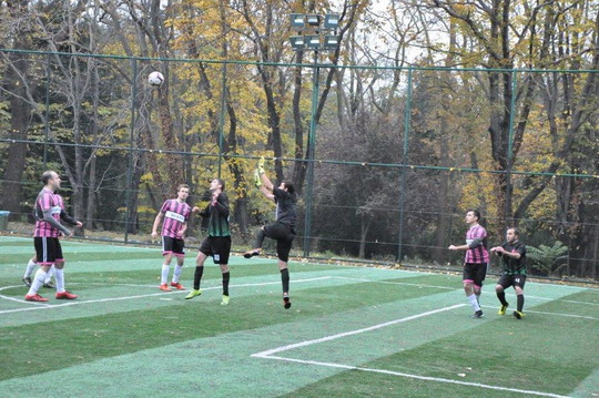 Yapı Kredi İstanbul Bölge Futbol Turnuvası’nda Yarı Final heyecanı başladı.