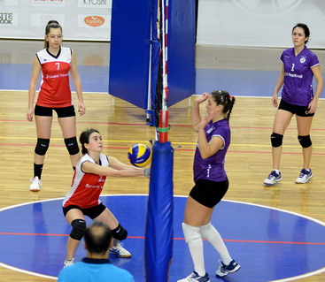 Kadın Voleybol Takımımız bu hafta da galip