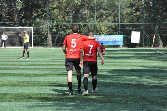 Futbol Turnuvasında üçüncü hafta maçları tamamlandı.