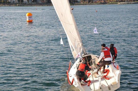 Koç Topluluğu 28. Spor Şenliği Yelken Yarışları Kalamış Setur Marina’da gerçekleştirildi.