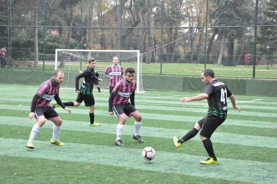 Yapı Kredi İstanbul Bölge Futbol Turnuvası’nda Yarı Final heyecanı başladı.