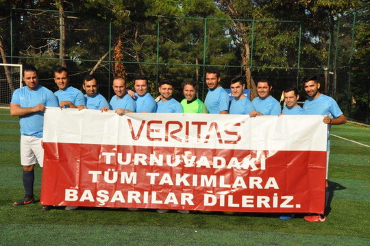 BizClub Futbol Turnuvasında ilk aşama grupları tamamlandı.