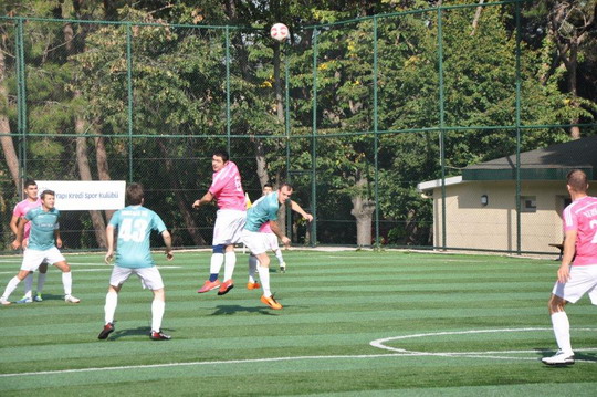 Yapı Kredi 2017 Futbol Turnuvası’nda ilk hafta karşılaşmaları oynandı!