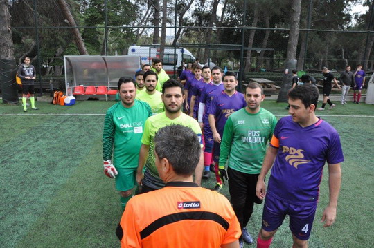 Futbol turnuvasında YKB CUP ve YKB LİG İkinci tur heyecanı başladı.