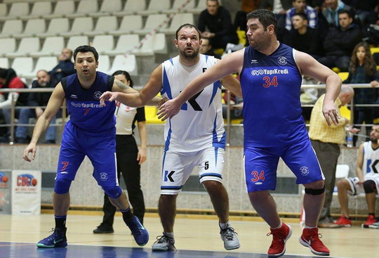Erkek Basketbol Takımımız CBL'e galibiyetle başladı.