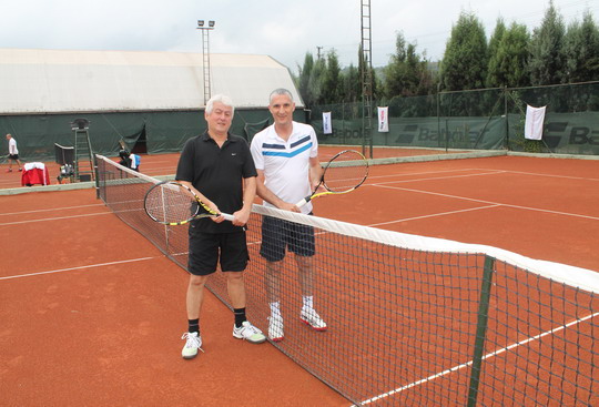 Tenis takımımız Sakarya'da özel turnuvadaydı...