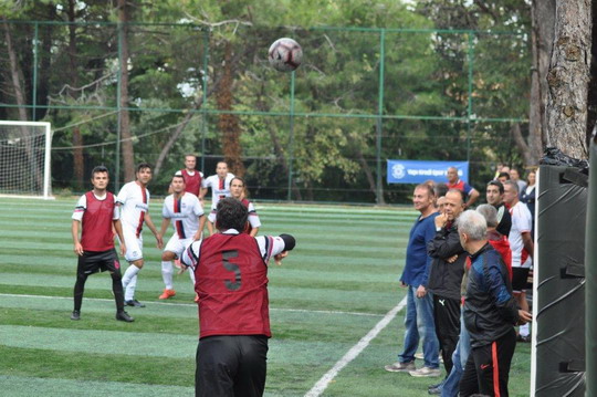 BizClub Futbol Turnuvasında ilk aşama grupları tamamlandı.