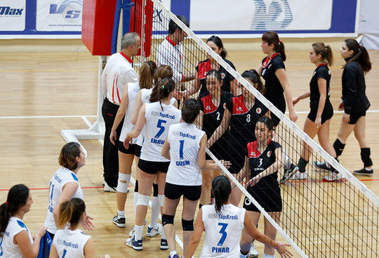 Sultanlarımız Final'de...