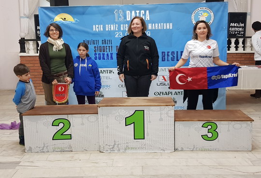Sokak Hayvanları için Datça’da Yüzdük