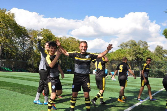 Futbol Turnuvası’nın üçüncü haftasında ailelerin ilgisi görülmeye değerdi!