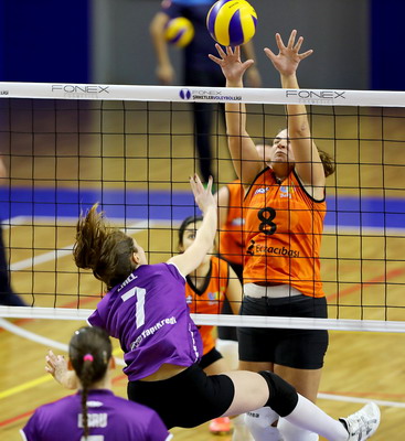 Kadın Voleybol Takımımız Final için sahada.