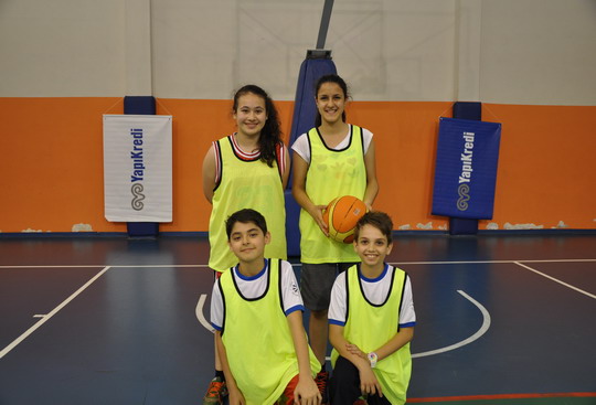 Yapı Kredi Bölge Spor Şenliği’nin 15'incisini Bursa’da rekor bir katılımla tamamladık...