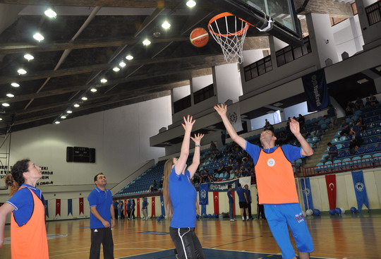 Yapı Kredi 9’uncu Bölge Spor Şenliği Trabzon’da tamamlandı...