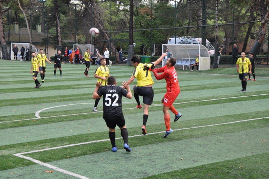 BizClub Futbol Turnuvasında ilk aşama grupları tamamlandı.