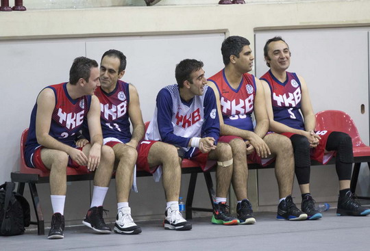 Erkek Basketbol Takımımız bronz madalyaya uzandı, ama erişemedi ...