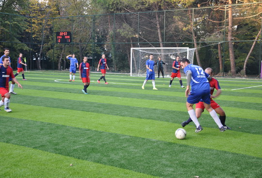 Yapı Kredi Futbol turnuvasında ikinci tur ilk maçları tamamlandı.