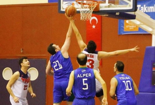 Yapı Kredi Erkek Basketbol Takımı CBL’de İkinci galibiyetini aldı...