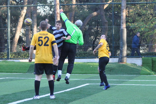 Futbol Turnuvası’nda finallere gidecek takımlar netleşmeye başladı...