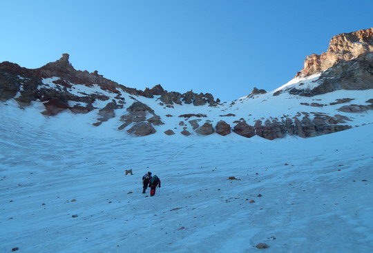 Yapı Kredi bayrağı Erciyes'in zirvesindeydi...