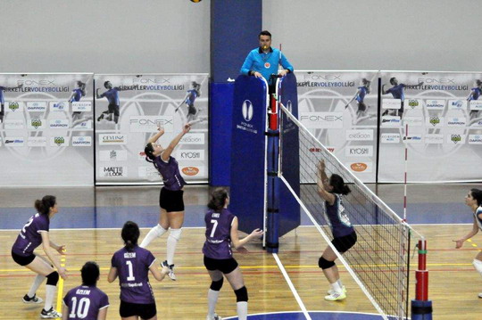 Voleybol Takımımız Şampiyonluk için sahaya çıkıyor...