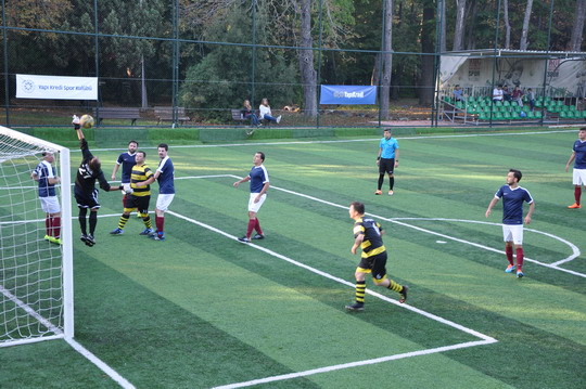 Futbol Turnuvası ikinci hafta maçlarında sürpriz sonuçlar...