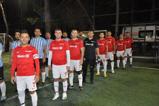 BizClub Futbol Turnuvası YKB CUP ve YKB LİG gruplarının ilk hafta maçları tamamlandı.