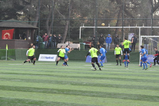 Futbol Turnuvası Şampiyonu Bilişim Teknolojileri ve Operasyon Yönetimi Takımı!