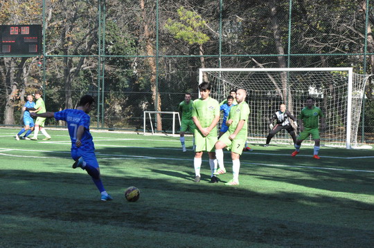 Futbol Turnuvası’nda finallere gidecek takımlar netleşmeye başladı...