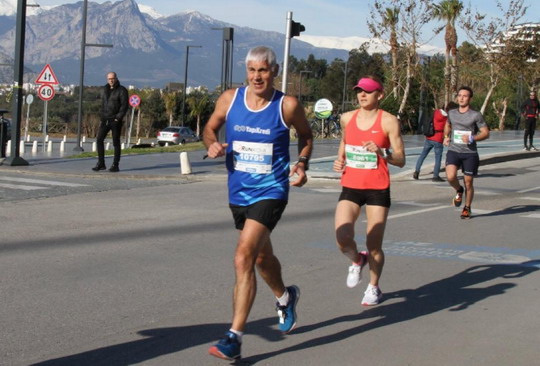 2020 Uluslararası Runatolia Maratonunda İyilik Peşinde Koştuk.