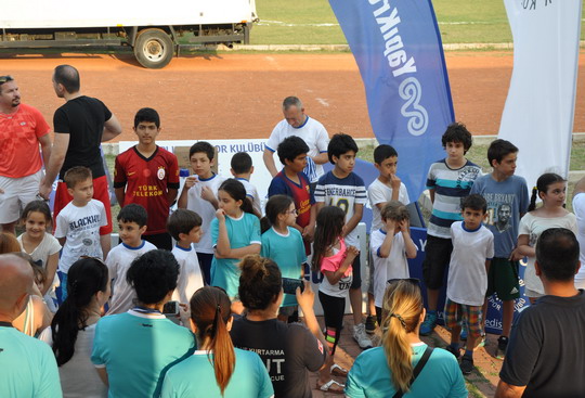 Yapı Kredi Bölge Spor Şenliği’nin 14'üncüsü Adana'daydı...
