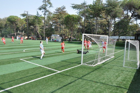Yapı Kredi 2017 Futbol Turnuvası’nda ilk hafta karşılaşmaları oynandı!