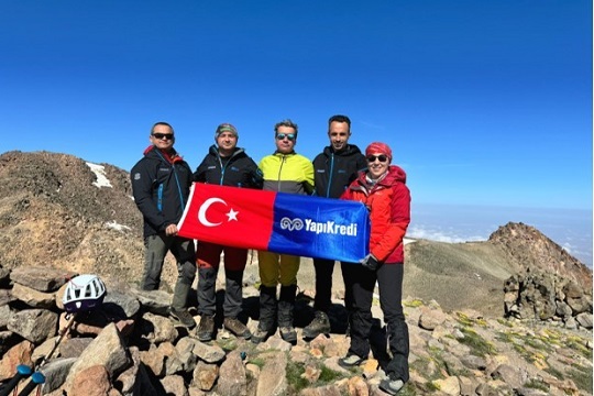 Dağcılık branşı üyelerimiz Hasan Daği Zirve tırmanışını gerçekleştirdi.