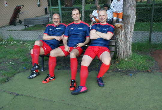 Yapı Kredi Veteran Futbol Takımımız sahalara çıktı...