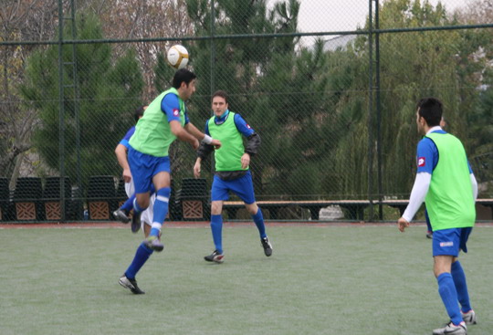 Yapı Kredi Futbol Takımılarımız Basisen Turnuvası’nda mücadelesini sürdürüyor...