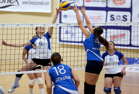 Voleybol Bayan Takımımız Fonex Şirketler Ligi’nde yoluna yenilgisiz devam ediyor!