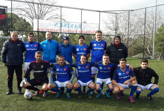 Basisen Futbol Turnuvası’nda Takımlarımız ikinci tura çıkmayı garantilediler...