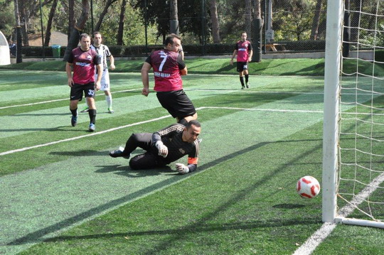 Futbol turnuvasında İlk tur karşılaşmaları tamamlandı.
