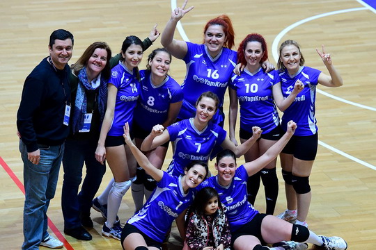 Kızlarımız final için maça çıkıyor...