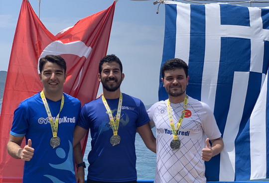 Dostluk ve Barış için kulaç attık...